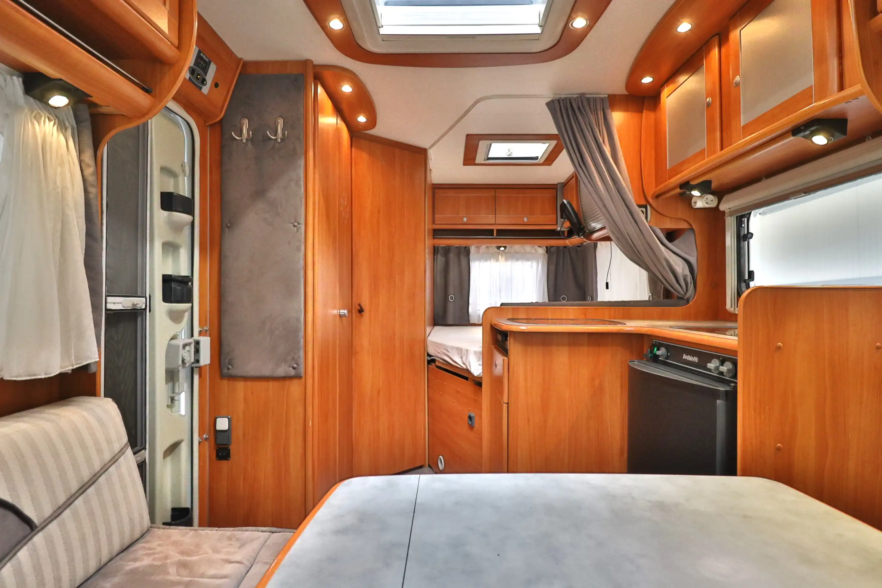 dethleffs-i-5841-elegance-beim-wohnmobilpark-in-bad-honnef-kaufen